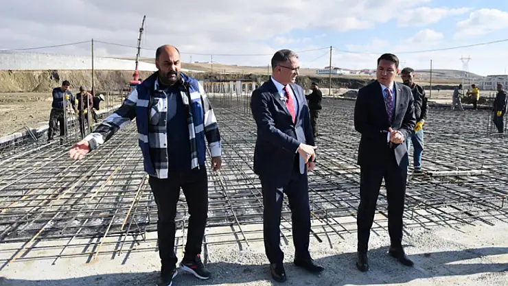 Vali Balcı'dan yeni sebze hali inşaatında inceleme