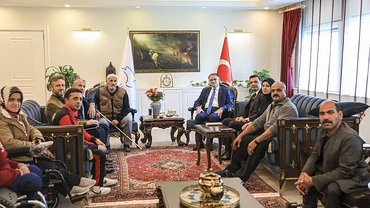 Vali Balcı Engelli Bireylerle Bir Araya Geldi