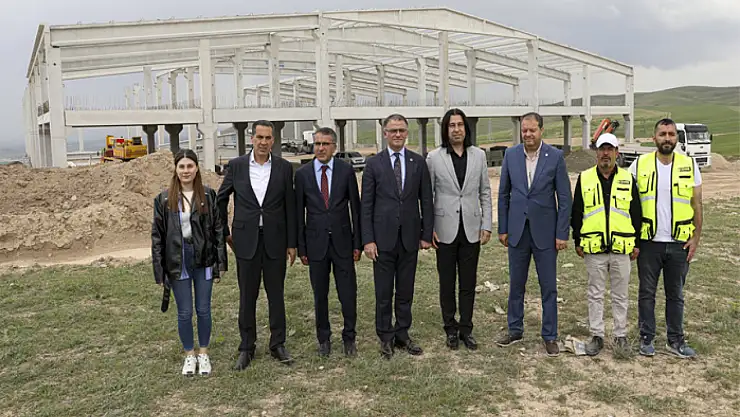 Vali Balcı tekstil fabrikalarını inceledi