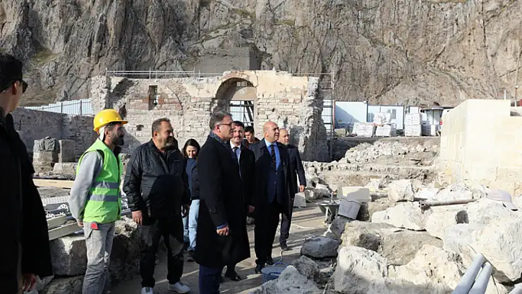 Vali Balcı, Ulu Camii restorasyonunu inceledi