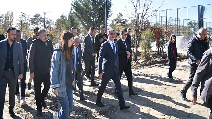 Vali Balcı, Yeni Millet Bahçesinde incelemelerde bulundu