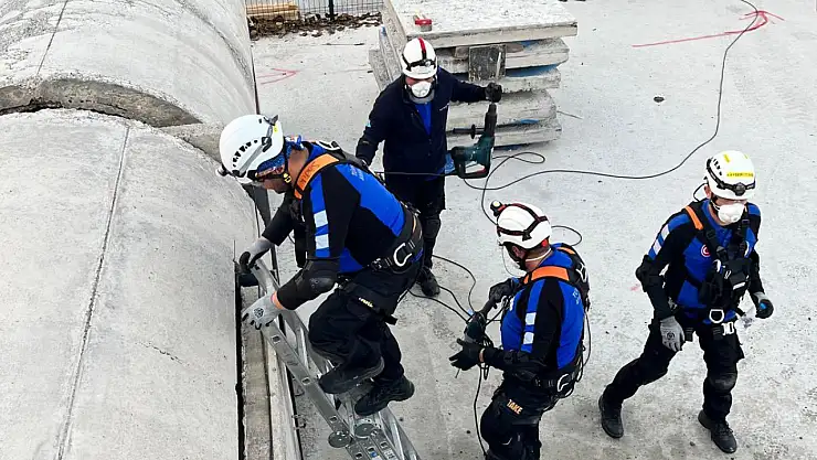 Van AFAD, Kayseri'de akreditasyon başarısına rehberlik etti