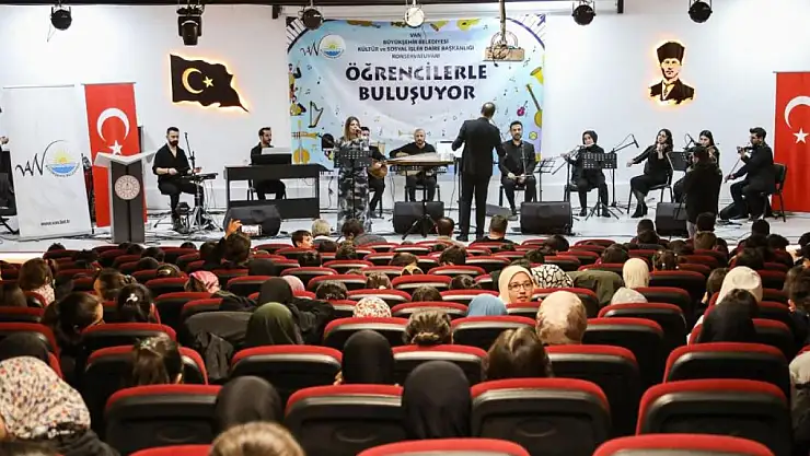 Van Büyükşehir Belediyesi Konservatuvarı ilçelerle buluşuyor