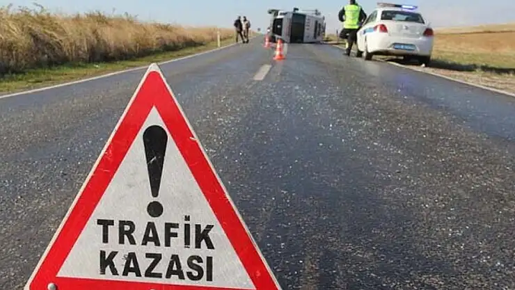 Van'da 2 otomobil çarpıştı: 9 yaralı