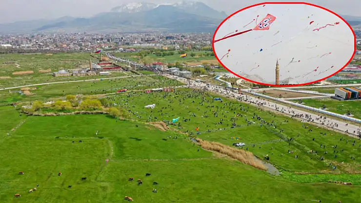 Van'da 23 Nisan'da gökyüzü çocukların uçurtmalarıyla şenlendi