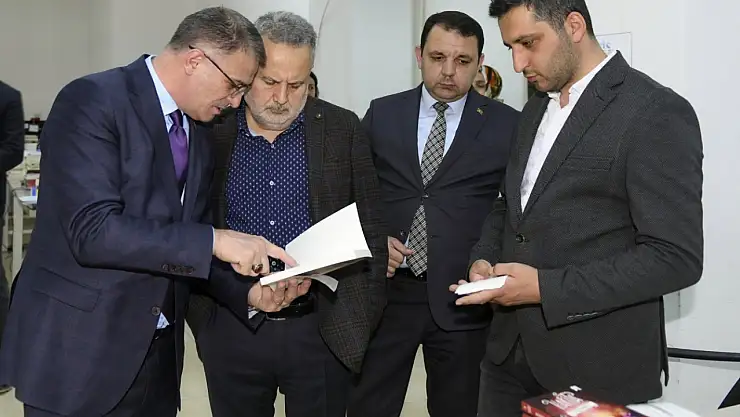 Van'da 300 bin kitap dağıtıldı