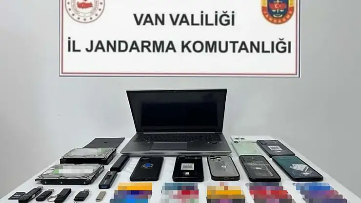 Van'da banka hesaplarında 92 milyon TL işlem hacmi tespit edilen 9 şüpheli yakalandı