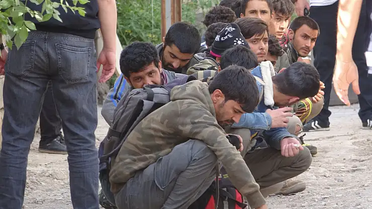 Van'da bir ayda 859 düzensiz göçmen yakalandı