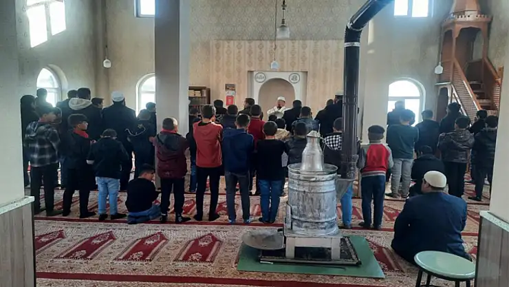 Van'da 'cami-çocuk' buluşmaları sürüyor