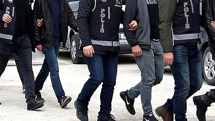 Van'da değişik suçlardan 19 kişi tutuklandı