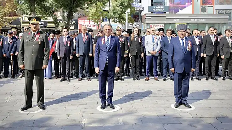 Van'da Gaziler Günü kutlandı