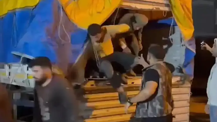 Van'da göçmen kaçakçılarına operasyon