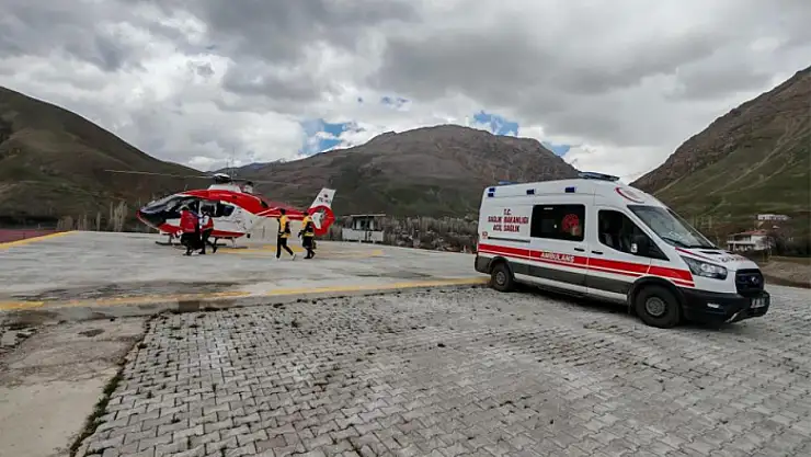 Van'da helikopter ambulans hamile kadın için havalandı