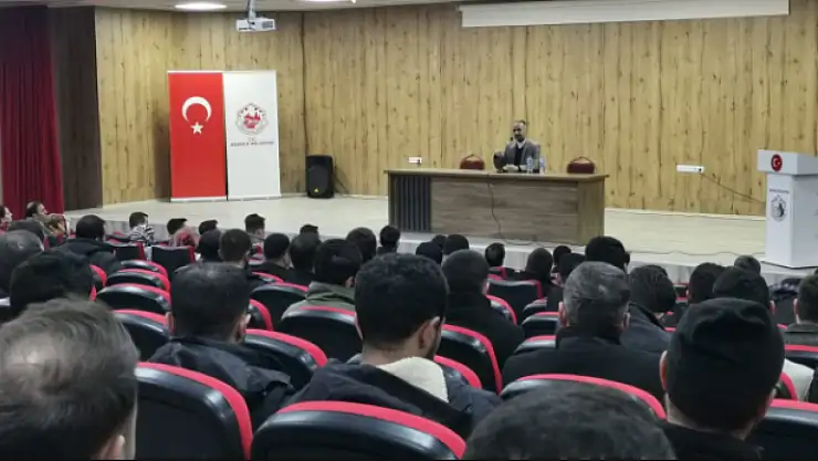 Van'da 'İş Ahlakı Seminerleri' devam ediyor