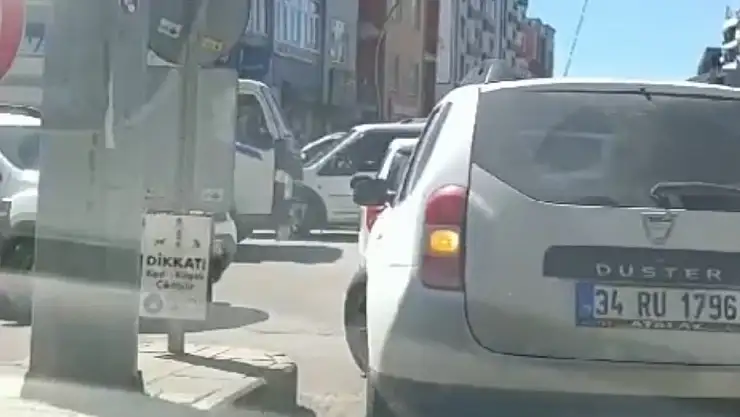 Van'da ışıklar arızalandı, trafik kilitlendi!