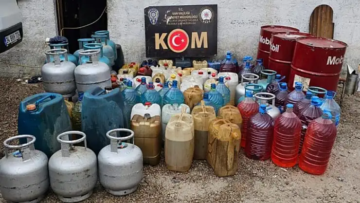 Van'da kaçak akaryakıt, sigara ve tüp ele geçirildi