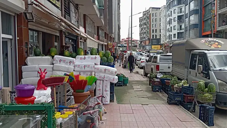 Van'da kaldırım işgalleri bitsin artık