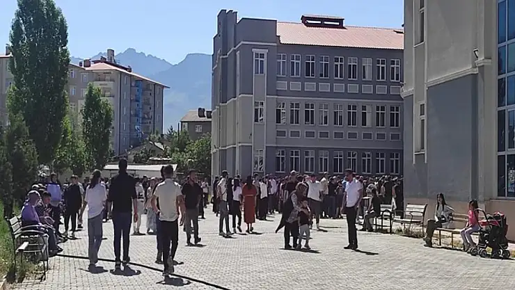 Van'da LGS heyecanı başladı