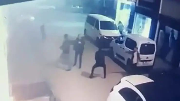 Van'da otel sahibi ve oğlunun öldürülme anı görüntüleri ortaya çıktı