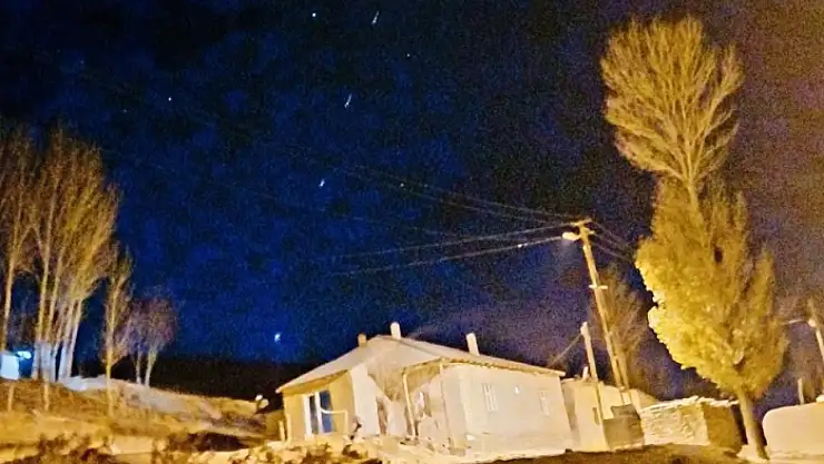 Van'da Starlink uyduları görüldü