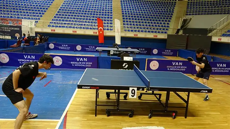 Van'da Süper Lig Masa Tenisi Müsabakaları tamamlandı