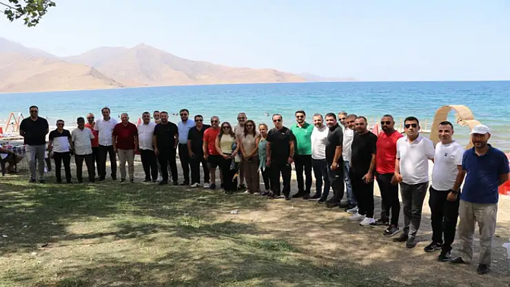 Van'da turizm acenteleri bir araya geldi