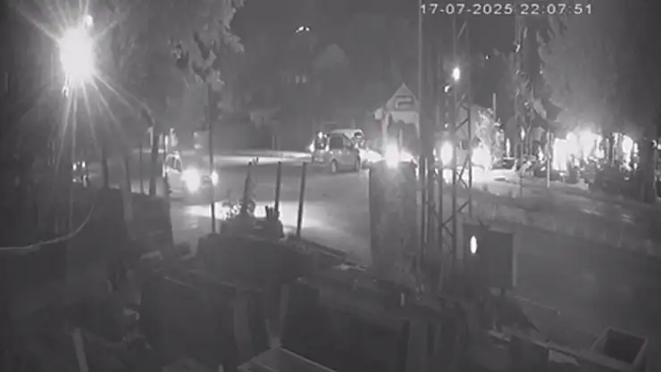 Van'da üç aracın karıştığı kazanın kamera görüntüleri ortaya çıktı