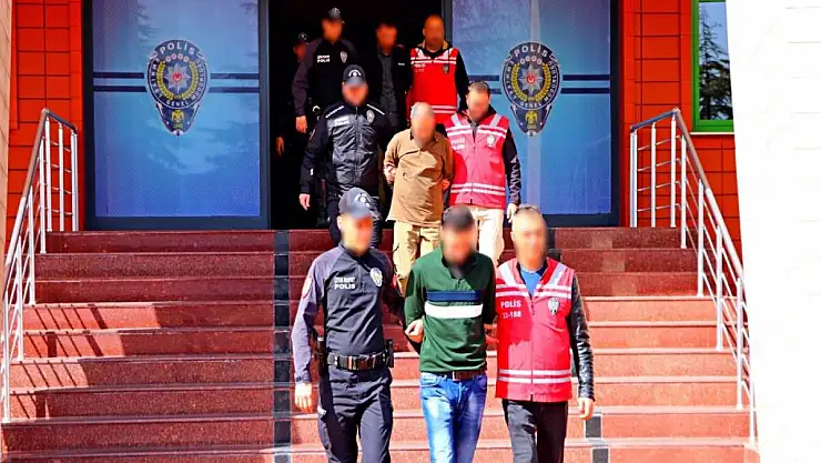 Van dahil 7 ilde eş zamanlı operasyon: 20 gözaltı!