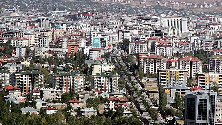 Van'daki esnaflar, yüksek kira fiyatlarından şikayetçi