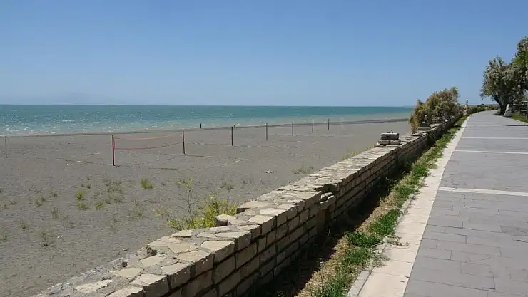 Van Gölü Havzası'nda mevsimler yer değiştirdi