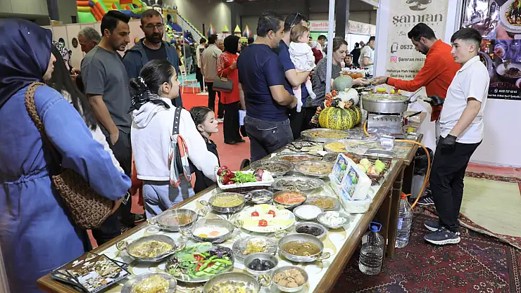 Van Gurme ve Gastronomi Fuarı'nda Dördüncü gün yoğun ilgiyle geçti