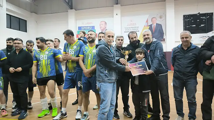 Van İl Sağlık Müdürlüğü takımı bölge şampiyonası yolunda
