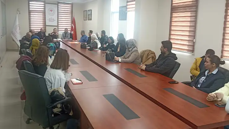 Van İl Tarım ve Orman Müdürlüğü'nden hayvan sağlığına yönelik bilgilendirme toplantısı