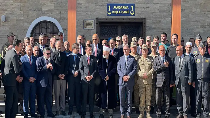 Van Jandarma Camii ibadete açıldı