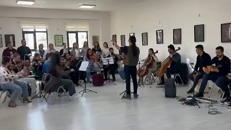 Van maarif orkestrası, kültürel zenginliği sahnelere taşıyor