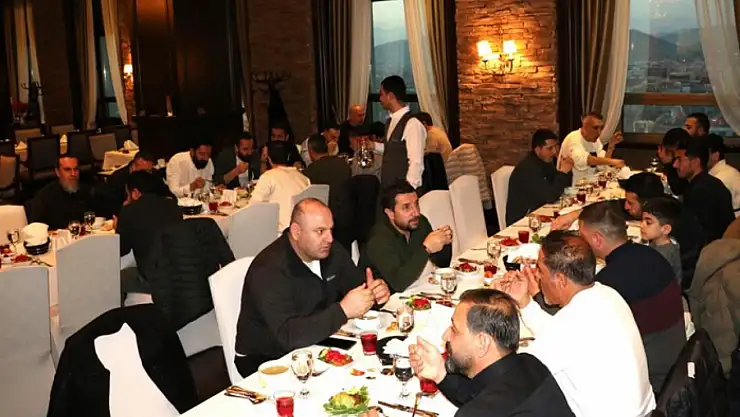 Van Masterler iftarda buluştu