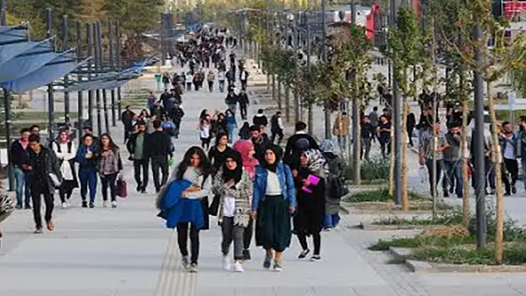 Van YYÜ'de kurumsal market ihalesi