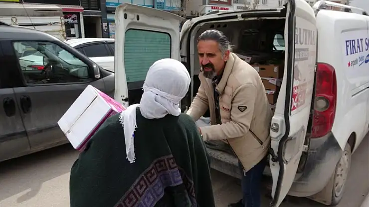 Vanlı bin aileye yardım 