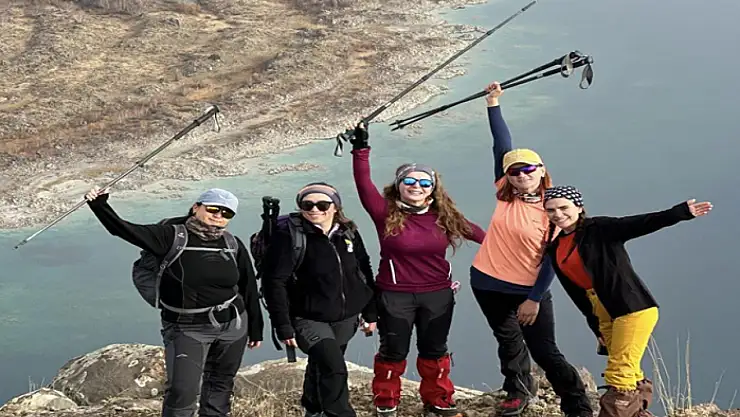 Vanlı dağcılardan Nemrut Kalderası'nda 12 saatlik zorlu yürüyüş