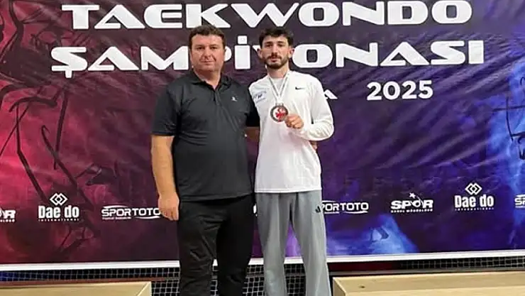 Vanlı sporcu Türkiye 3'üncüsü oldu
