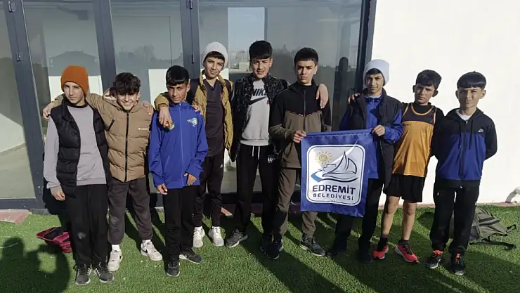 Vanlı sporcular Anadolu Yıldızlar Ligi kros takımına seçildi