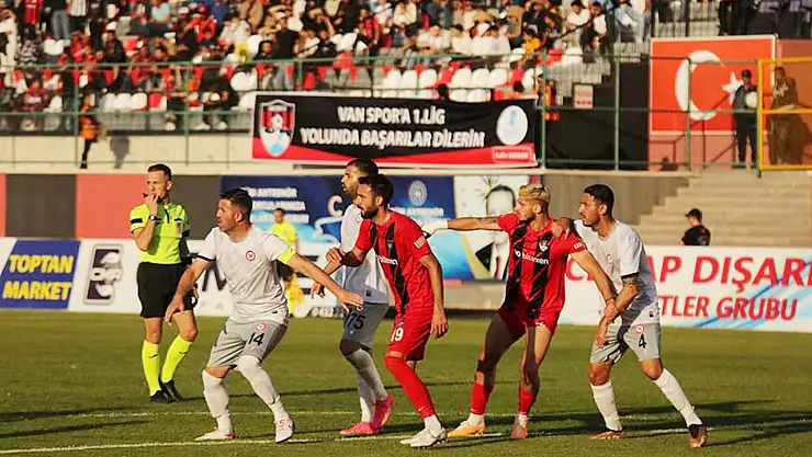 Vanspor'un liderliği sürüyor