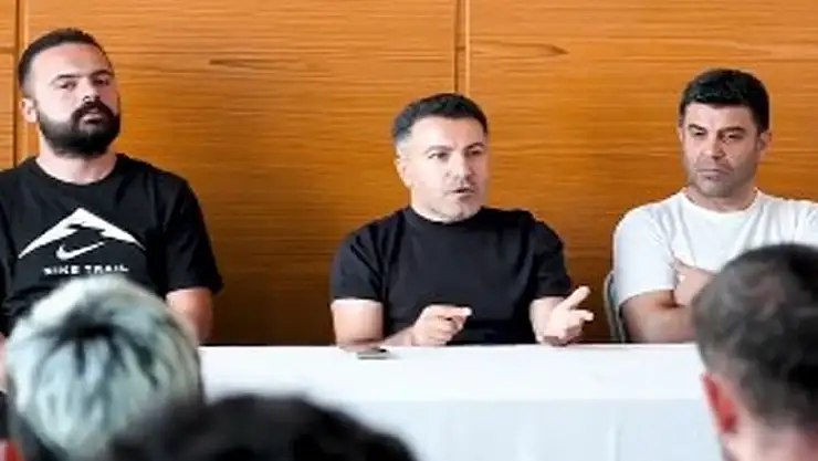 Vanspor yönetimi futbolcularla buluştu