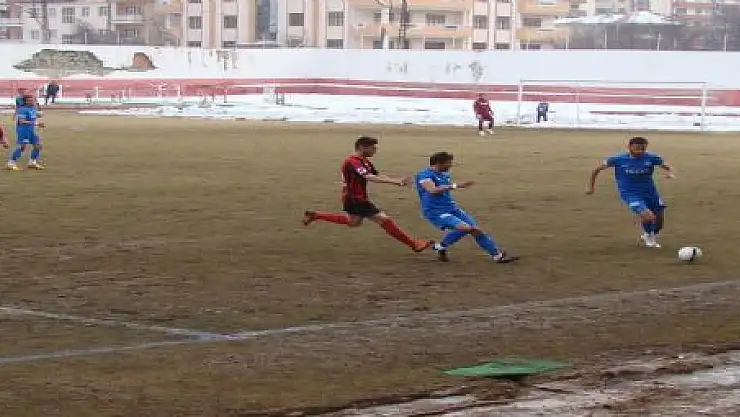 B.Vanspor play-off yolunda ağır yaralı