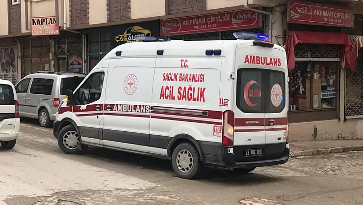 Yayaya çarpan motosiklet sürücüsü kaçtı