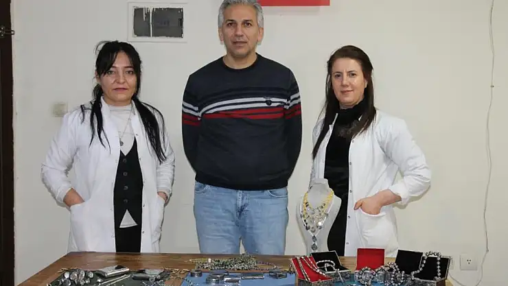 Yok olmaya yüz tutan Savatlı gümüş Vanlı ustalarla hayat buluyor