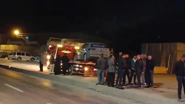 Yüksekova'da iki araç çarpıştı: 5 yaralı