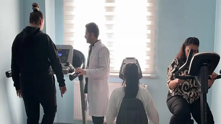Yüksekova'da 'Sağlıklı Hayat Merkezi' şifa dağıtıyor