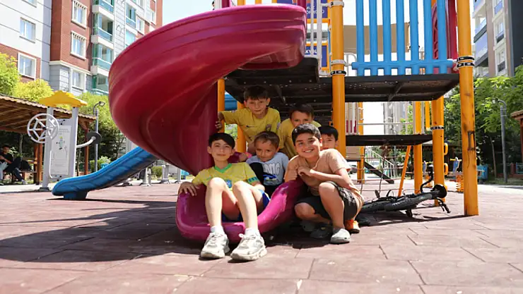Yüzüncü Yıl Parkı'nda yenileme çalışmaları tamamlandı
