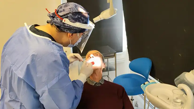 83 yaşında 20'lik dişi çıktı